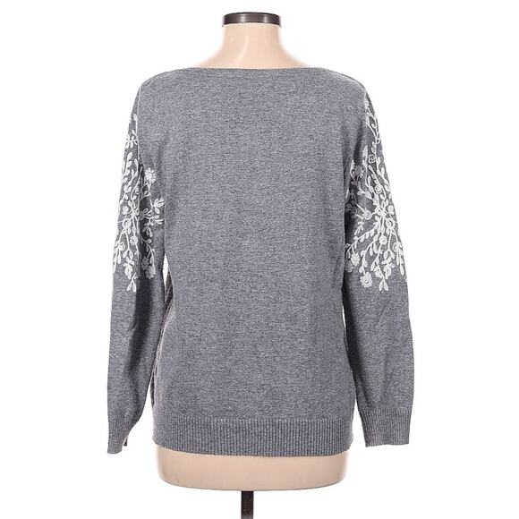 Rain + Rose Embroidered Gray Sweater – White Floral Detail Angora Blend | Size M - Picture 5 of 7